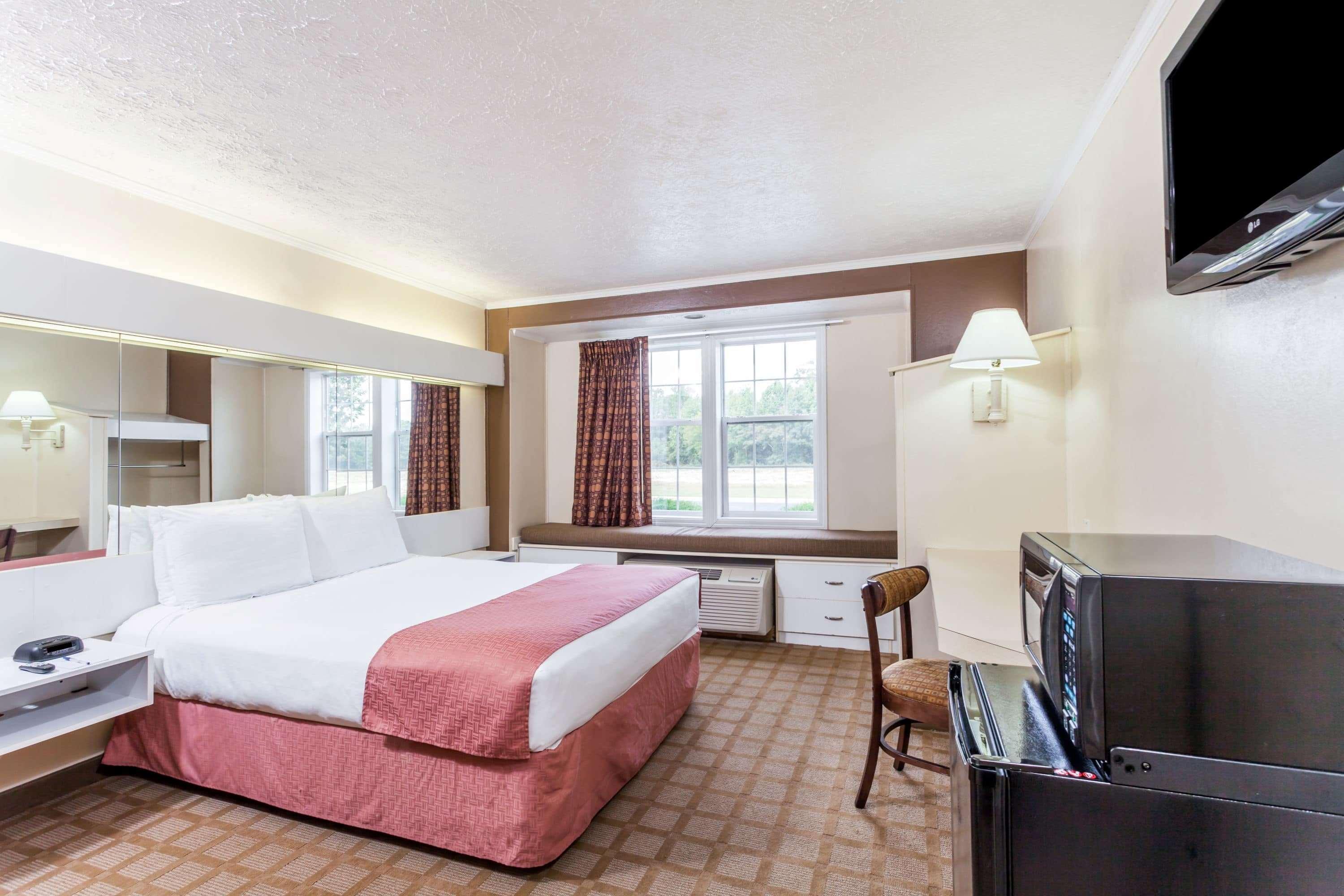 Microtel Inn By Wyndham Wilson Buitenkant foto